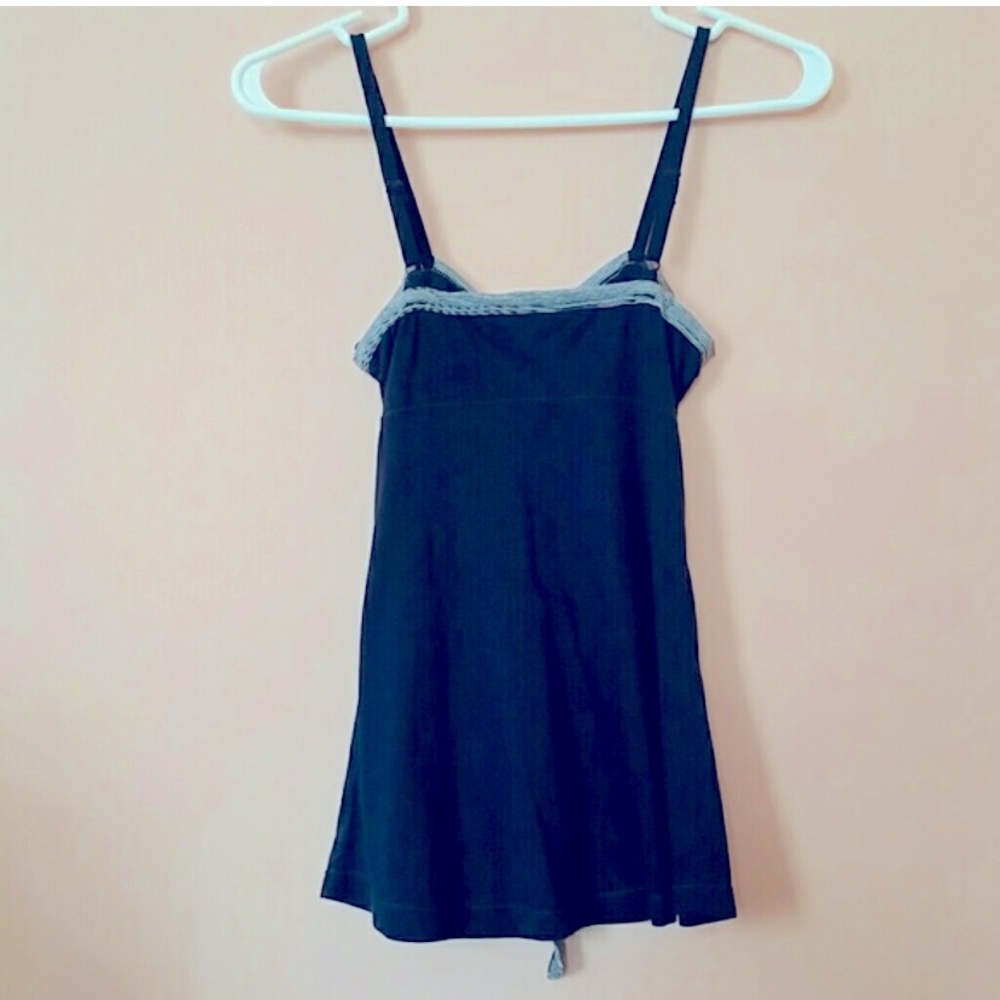 Guess Halter Top